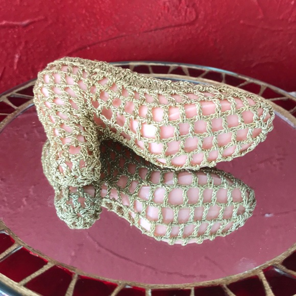 VTG Right gold lame Doll shoe - Picture 3 of 8